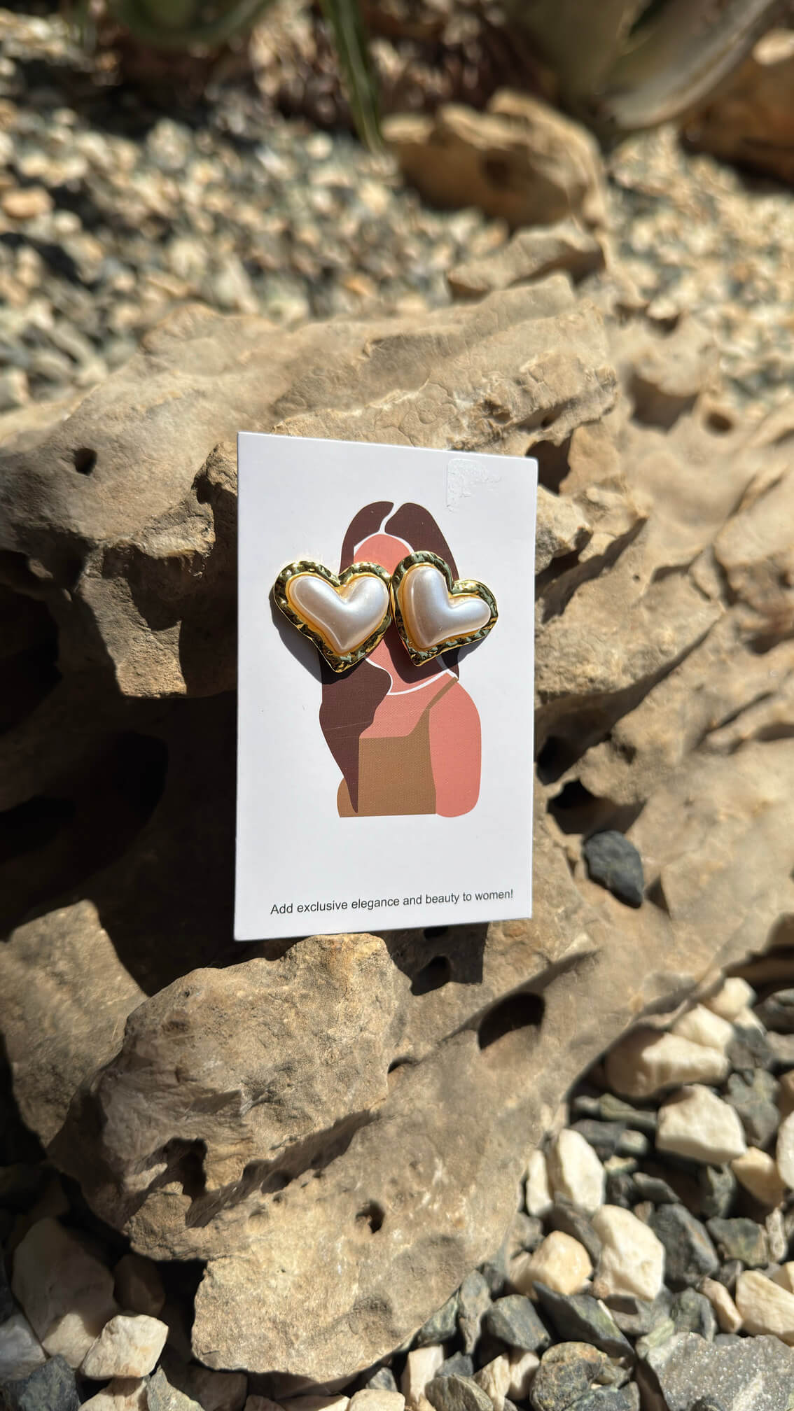 Gold Pearl Heart